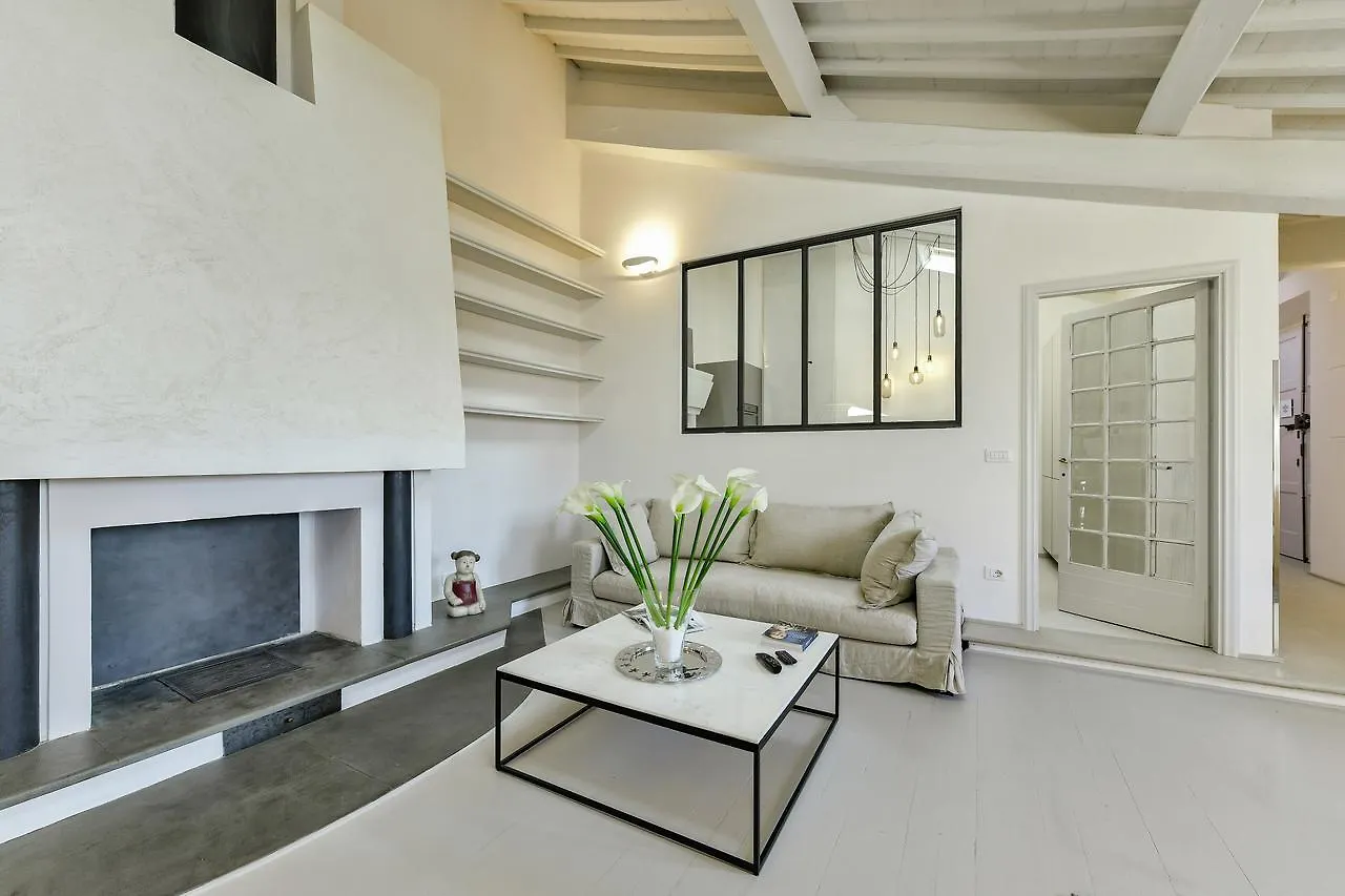 Florence Sunset Apartment